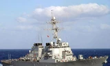  Tàu khu trục USS Arleigh Burke (DDG-51), chiếc đầu tiên của phiên bản DDG-51