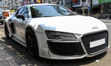 Audi R8 trên đường phố Sài Gòn. 
