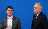 Tân thủ tướng Pháp Manuel Valls (trái) và cựu thủ tướng Pháp Jean- Marc Ayrault (phải)