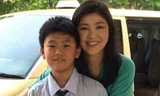 Bà Yingluck và con trai