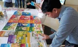 Các bộ sách giáo khoa lớp 1 được giới thiệu tại một hội thảo cuối tháng 11. Ảnh: Thanh Hùng