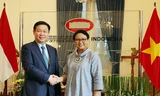 Phó Thủ tướng Vương Đình Huệ gặp Bộ trưởng Ngoại giao giao Indonesia Retno Marsudi.