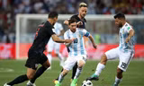 Sergio Aguero (19) sẽ bị loại khỏi đội hình Argentina.