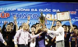 Hà Nội FC nhận Siêu Cup 2019