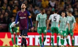  Lionel Messi lập cú đúp nhưng Barcelona vẫn thua.