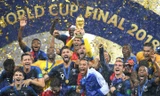 Các cầu thủ Pháp nâng cao Cup vàng World Cup 2018