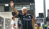 Sergio Aguero ăn mừng bàn thắng nâng tỉ số của Man City