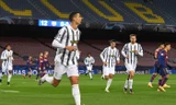 Ronaldo lập cú đúp giúp Juventus đánh bại Barca ở Camp Nou