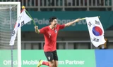 Son Heung Min ăn mừng chiến thắng ở ASIAD 18
