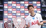 Son Heung-min rạng rỡ bên 4 giải thưởng cá nhân ở Tottenham.