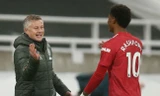 HLV Solskjaer ăn mừng chiến thắng 4-1 của Man Utd
