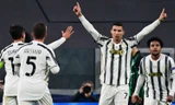 Kết quả Champions League hôm nay: Ronaldo và Messi dắt tay nhau đi tiếp 