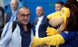 HLV Maurizio Sarri thừa nhận Chelsea đang kém Liverpool.