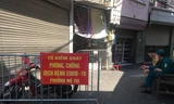 Cuộc sống người dân khu Mễ Trì sau 'lệnh' phong tỏa vì bệnh nhân COVID-19