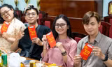 Nhiều trường đại học "lì xì" sớm sinh viên trước thềm Tết Nguyên đán Giáp Thìn 2024