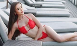 Á hậu Miss Charm nóng bỏng với bikini 