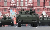 Xe thiết giáp tham gia duyệt binh trên Quảng trường Đỏ của Nga. (Ảnh: TASS)