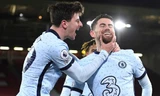 Mason Mount và Jorginho, hai cầu thủ ghi bàn cho Chelsea trong trận đấu này. Ảnh: The Guardian.