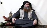 Người đàn ông râu rậm xuất hiện cùng thủ lĩnh IS Abu Bakr al-Baghdadi trong đoạn video được IS công bố vào ngày 29/4 mới đây