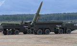 Dàn tên lửa Iskander-M của Quân đội Nga, hiện đang gây tranh cãi khi Mỹ cáo buộc Nga vi phạm INF, qua đó tuyên bố rút khỏi Hiệp ước này