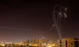 Hệ thống phòng không Vòm Sắt của Israel đánh chặn tên lửa từ dải Gaza, Palestine tại thành phố Ashkelon