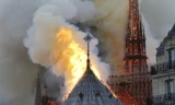Vụ cháy Nhà thờ Đức Bà Paris buộc Tổng thống Pháp phải hủy bỏ cuộc họp báo nhằm đối phó với phong trào Áo vàng như đã lên kế hoạch
