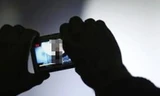 Nhiều người bị kẻ gian bí mật quay phim tống tiền khi ‘chat sex’