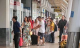 Du lịch ứng phó với giá vé máy bay vọt tăng 