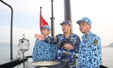 Lãnh đạo Quân chủng Hải quân kiểm tra công tác huấn luyện chiến đấu trên biển của tàu ngầm