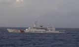 Một tàu hải cảnh Trung Quốc tiến gần quần đảo Senkaku/Điếu Ngư năm 2015. Ảnh: Reuters 
