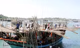 Vẫn dọc ngang từng mét nước chủ quyền - Bài 3: Chuyện hành trình về Tri Tôn