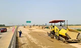 Tiến độ cao tốc Bắc - Nam 'tắc' vì thiếu đất