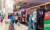 Xe buýt Transerco đón công dân từ sân bay Nội Bài về nội thành 