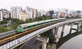 Tàu điện hoạt động ổn định, văn minh, dịch vụ chuyên nghiệp đang mang đến sự “Chuyển động mới cho giao thông Hà Nội”. Ảnh: Như Ý 