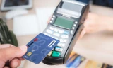 Cách rút tiền, thanh toán bằng thẻ ATM gắn chip nhanh chóng trong 30 giây, bạn biết chưa?