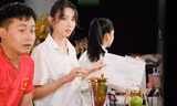 Hoa hậu Thùy Tiên xin lỗi về ồn ào quảng cáo kẹo rau, nói về vai trò trong ê-kíp