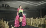 "Chiêu sắc" - show diễn thời trang độc đáo của các bạn học sinh THPT chuyên Hà Nội - Amsterdam