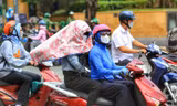 Hà Nội bước vào ngày cao điểm nắng nóng, chiều tối có thể xuất hiện mưa dông