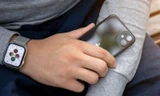 Dễ dàng định vị iPhone qua Apple Watch với tính năng mới trên iOS 17