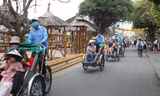Du khách trở lại Hội An - ảnh Hoài Nguyễn