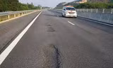 Cao tốc Đà Nẵng - Quảng Ngãi có rất nhiều điểm bị hỏng.