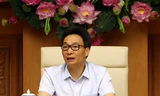 Phó Thủ tướng Vũ Đức Đam, Trưởng Ban Chỉ đạo quốc gia phòng, chống COVID-19 chủ trì cuộc họp 