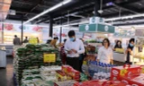 Dịch COVID-19 bùng phát, đi siêu thị, trung tâm thương mại thế nào cho an toàn?