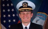 Ông Brett Crozier