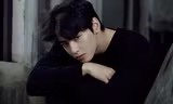 Cha Eun Woo không chỉ là "thiên tài gương mặt" mà còn là nam thần học đường