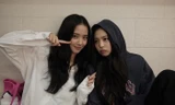 Rộ tin đồn Jisoo và Jennie thành lập công ty riêng, YG phản hồi với "tốc độ tên lửa"
