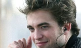 Robert Pattinson "say" Rap từ thuở 13