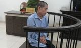 Bị cáo lĩnh án vì ra tay sát hại bố đẻ.