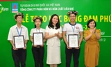 Trao gần 3,4 tỷ đồng học bổng Đạm Phú Mỹ cho 606 sinh viên xuất sắc