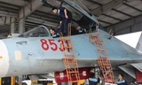 Một ngày với bác sĩ của 'hổ mang chúa' Su-30